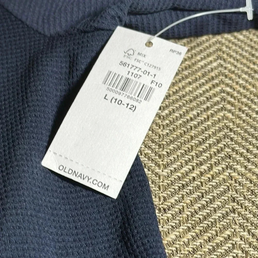 NWT OLD NAVY KIDS YOUTH CHILDRENS SIZE 10-12 COLOR NAVY PULLOVER LONG SLV SHIRT